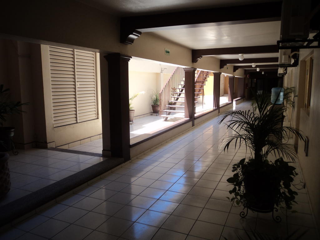Hotel California ナボホア エクステリア 写真
