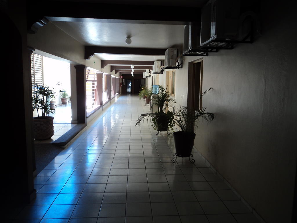 Hotel California ナボホア エクステリア 写真